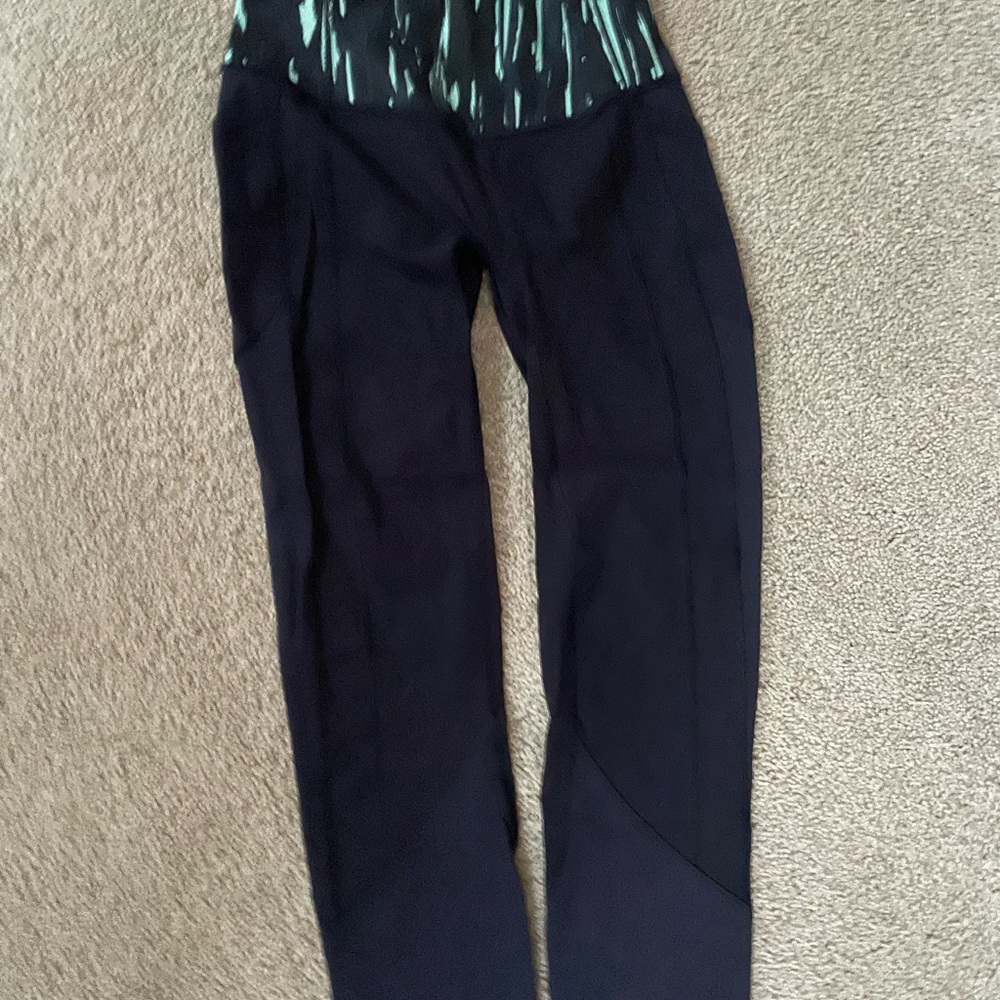Lululemon Athletica Black and Green Leggings